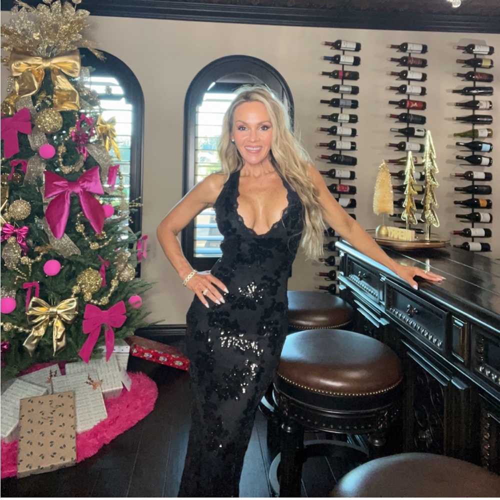 Lulus - Adelia black sequin lace Midi Dress - like new - worn 1X- see all pics